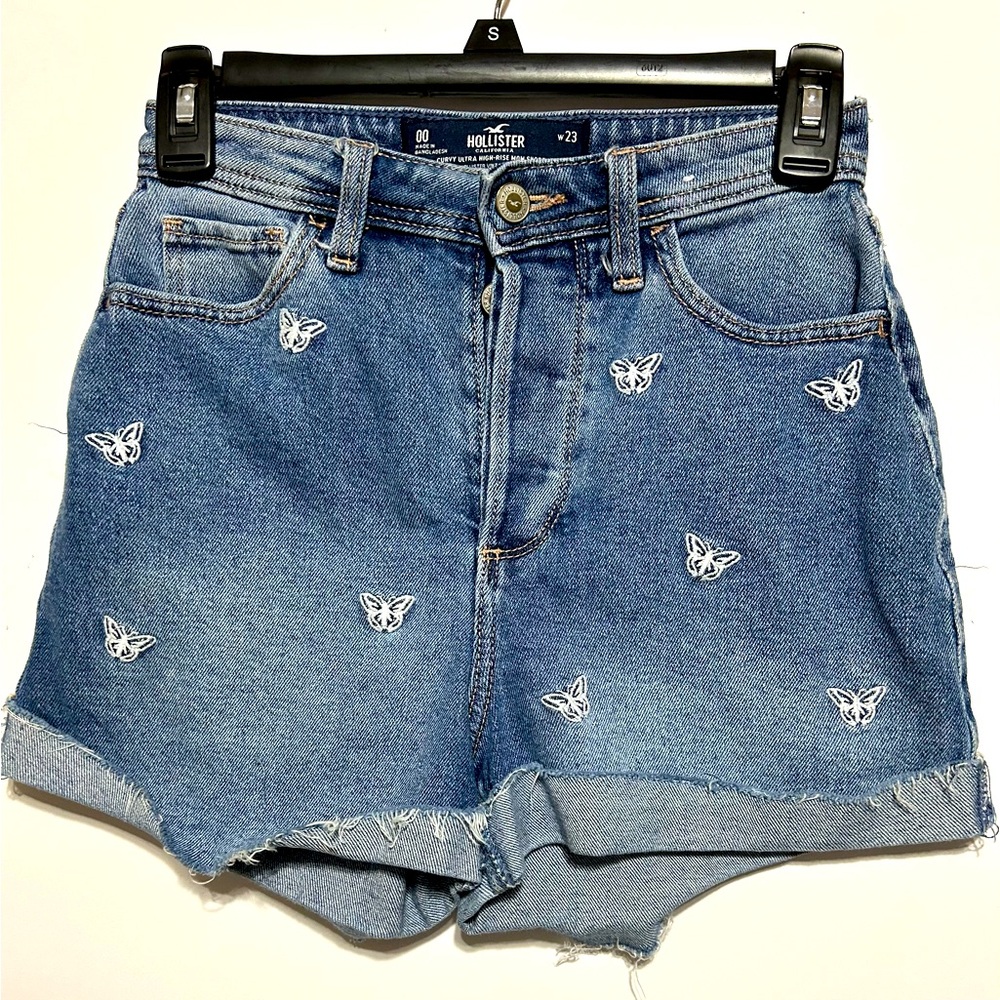 Hollister Curvy Ultra High rise Mom Short